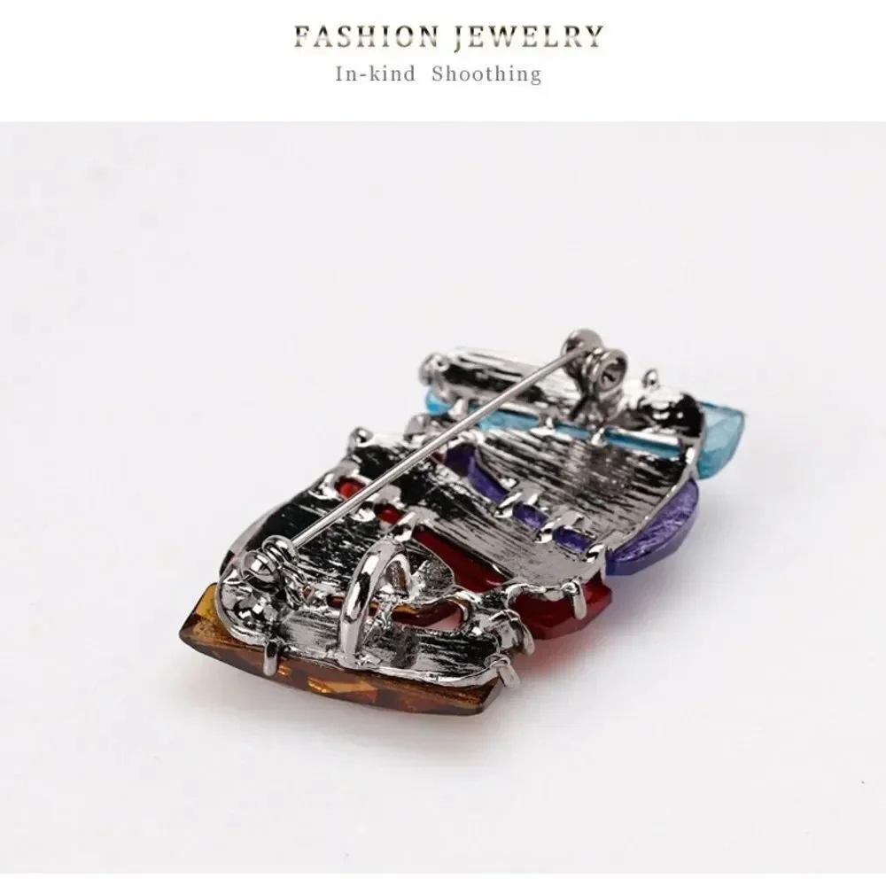 VQ Rhinestones Brooch